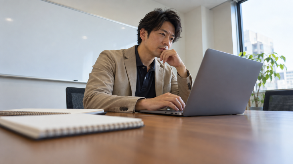 求人情報の更新漏れを防ぐには？掲載後の確認と運用ルールを相談・確認するイメージ