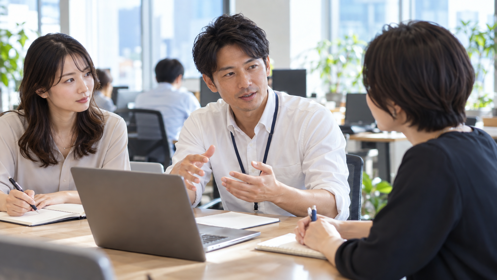 メディアプロダクションと進める求人原稿の取材を確認する説明用イメージ